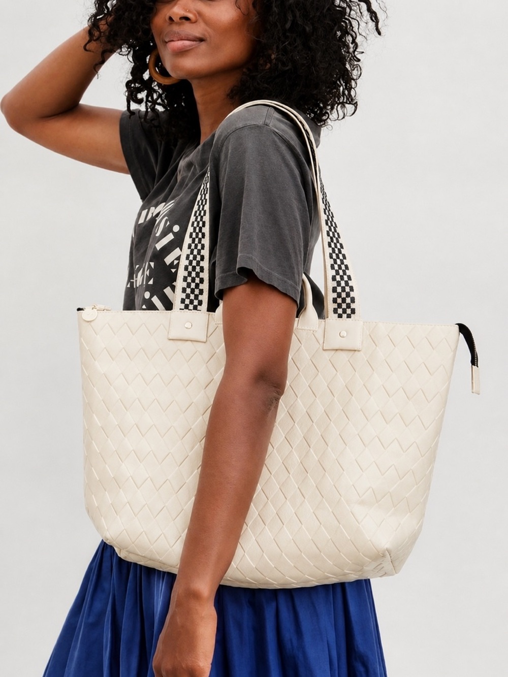 Clare V. Le Zip Leather Tote Bag Women’s Cream Woven Black Check Contrast Strap
